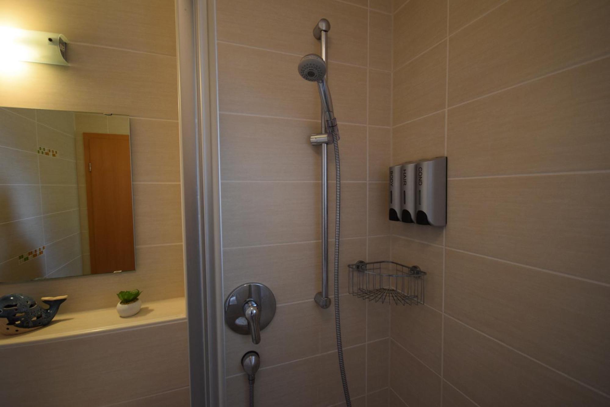 Nestwerk Komfort R23-12 - Balkon, Arbeitsplatz & Zentrumsnah Biberach an der Riss Luaran gambar